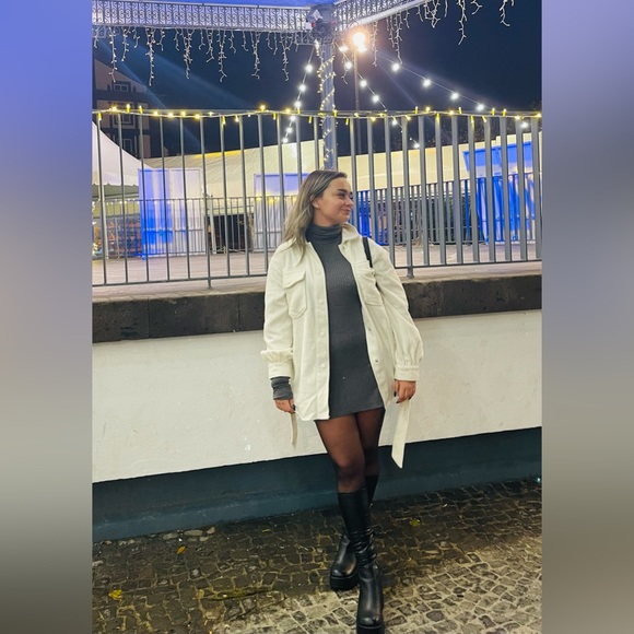 Meet your Posher, Kat - Picture 5 of 15